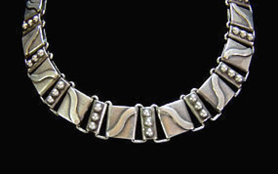 Hector Aguilar Lyre Vintage Mexican Silver Necklace | Look At That