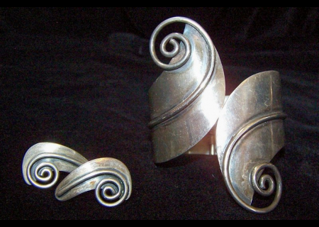Vintage Peruvian Silver Dancers Earrings and Bracelet